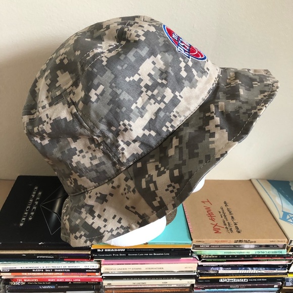 Rare Detroit Pistons Army Camo Bucket Hat - Picture 3 of 8
